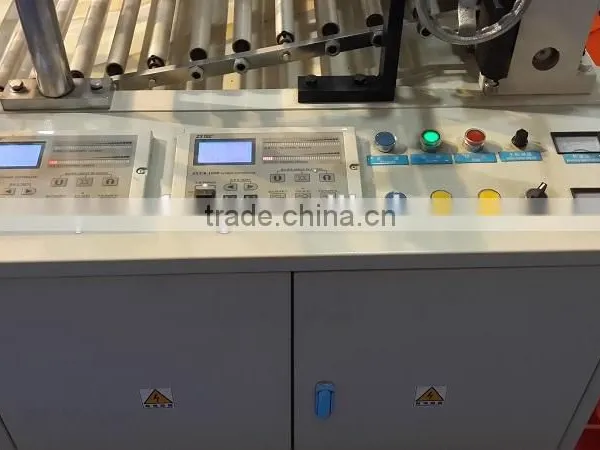 2015 New Design Side Inserting Machine for Sanitary Towel Bag photo-3