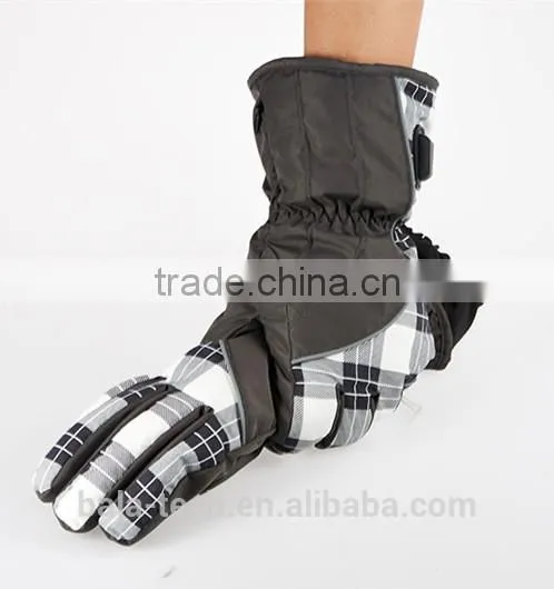 Battery Operated Rechargeable Lithium CE/ROHS Durable Warm Waterproof Heated/heating Glove photo-2