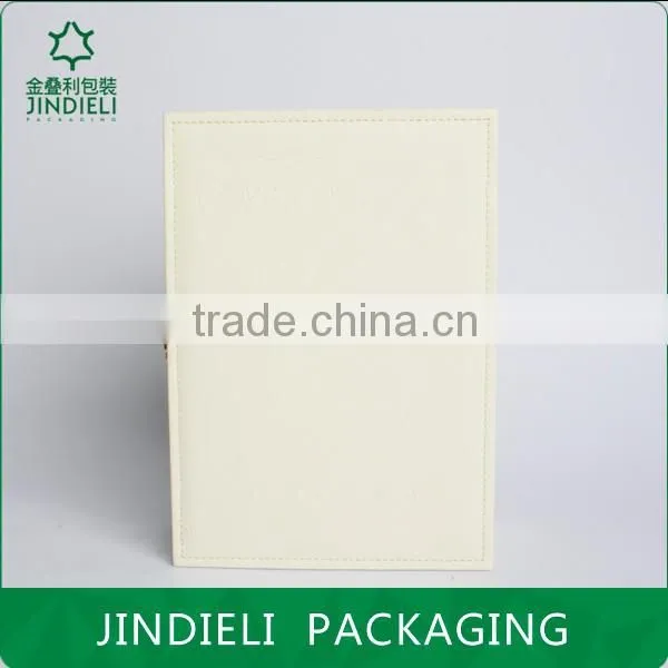Hot Stamping Decorative White Cosmetic Gift Box Packaging photo-2