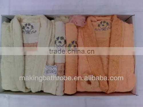 HIgh Quality Classical 100% Cotton Terry Bathrobe Slippers Gift Set photo-3