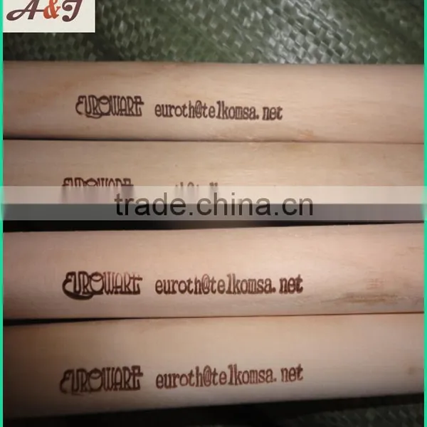 Hot Stamping Logo Natural Wooden Broom Handle photo-3
