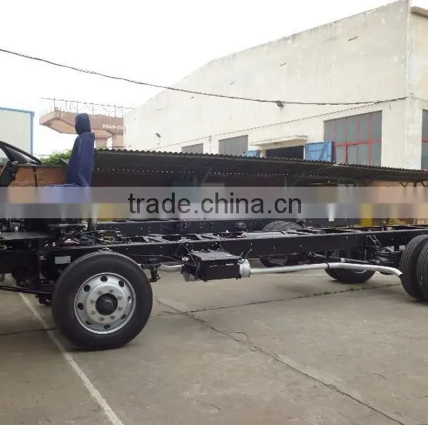 Dongfeng EQ6100K 10m 4x2 Bus Chassis SL photo-3