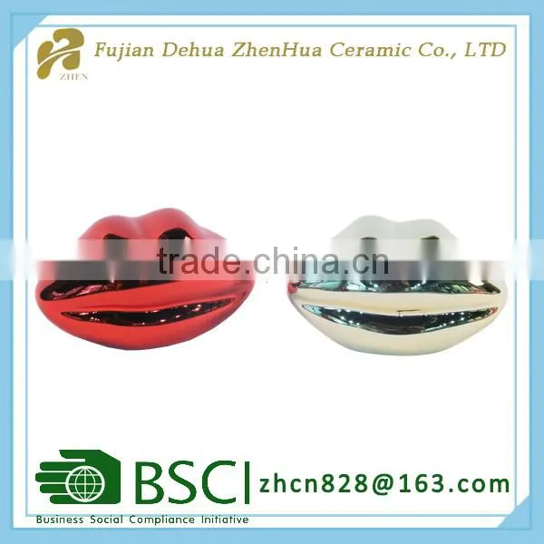 Sexy Lips Shape Small Money Bank for Decoration