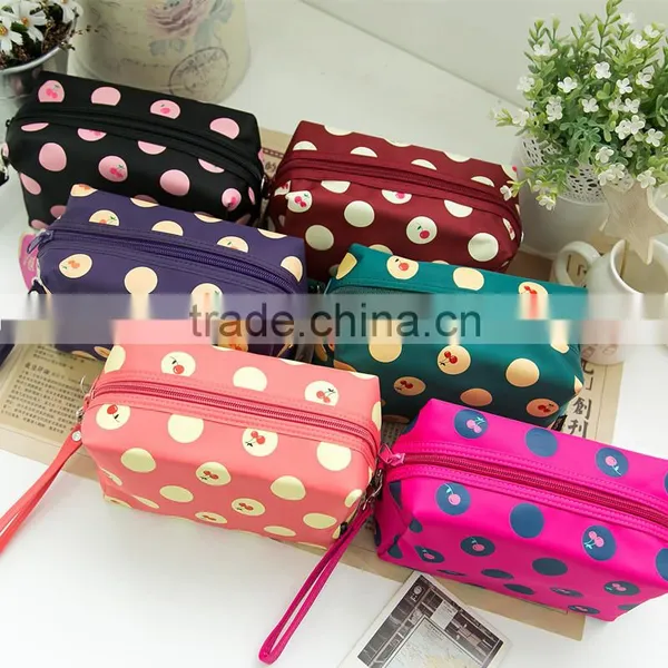 Cute Travel Cosmetic Bags photo-4