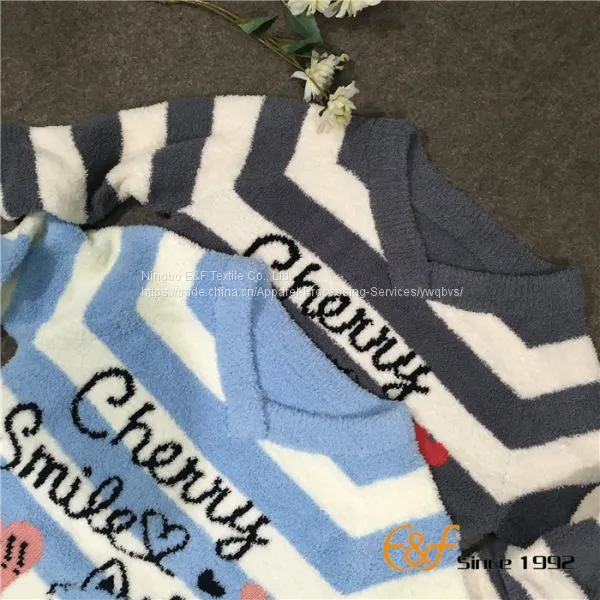 Animal Cable Knitting Stripe V-collar Sweater for Girl photo-5