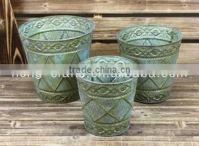 Shabby Chic Metal Plant Por for Garden Decor