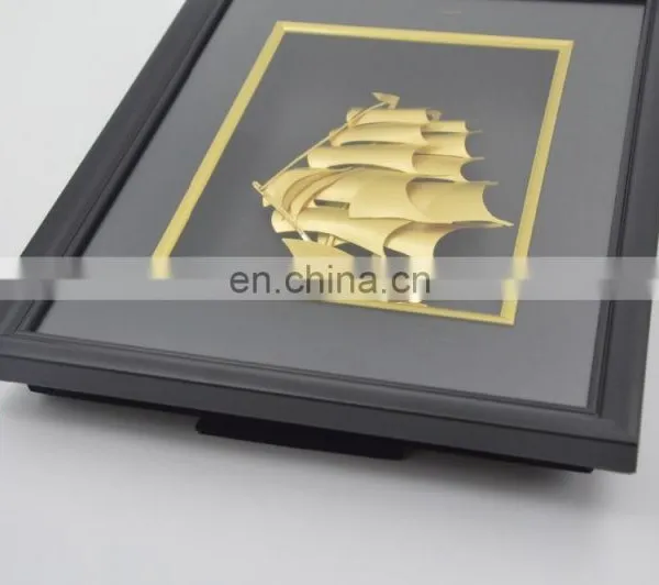 Good Price for 3D Ship Model 24K Gold Photo Frame, Gold Picture Frame For Wall Decoration photo-5