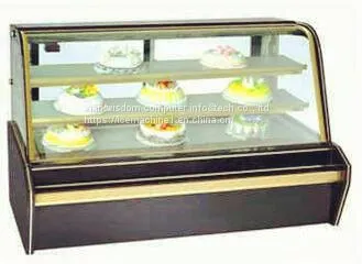 Big Capacity Cake Display Glass Freezer With Arc Shape Curve Gla