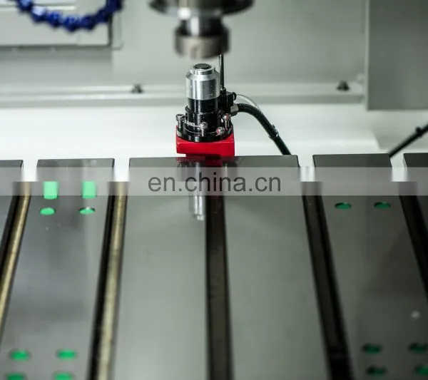 Cnc Milling Machine With Siemens and Fanuc System photo-4