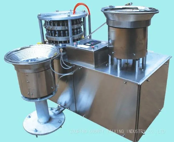 Assembly Machine for Plastic-aluminum Flip off Caps photo-3