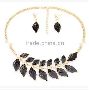 2015 Latest Alloy Leaves Colored Stone Necklace Set Personality Jewelry Set photo-4