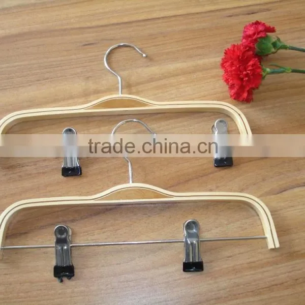 Bamboo Hanger With Clips photo-2
