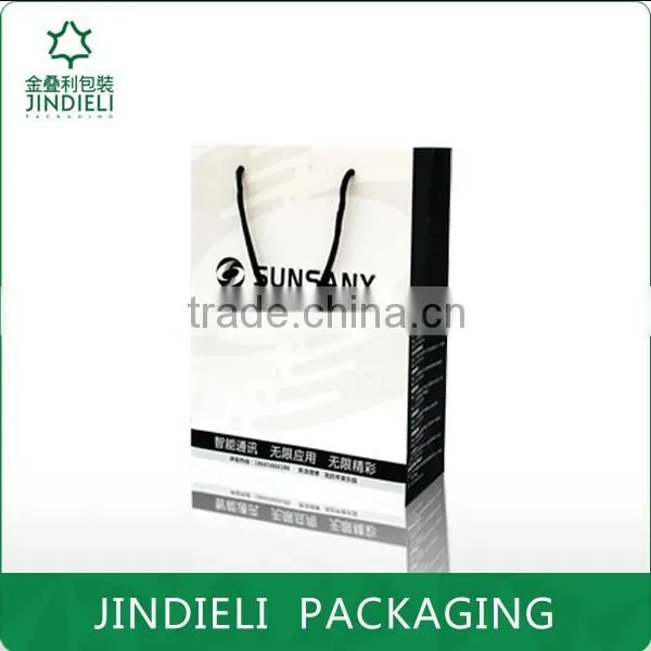Customized Fancy Paper Bag With Printing Logo and Rope Handle photo-2