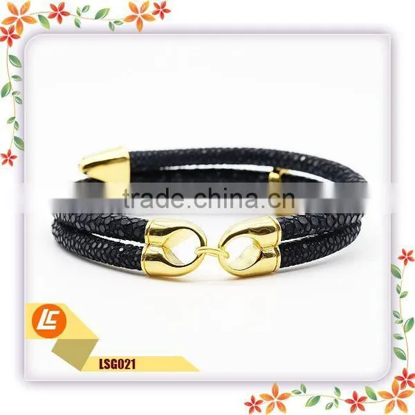 Fashionable High Class Leather Bacelet Genuine Stingray Skin Leather Bracelet photo-2