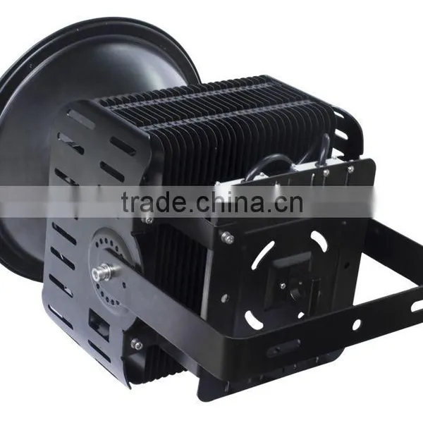 Shenzhen Factory 400W Ufo LED High Bay Light Led Industrial Low Bay Light IP65 photo-3
