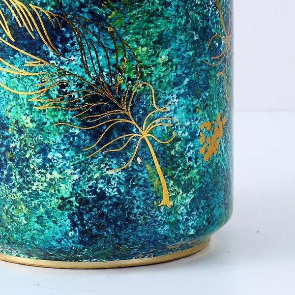 European Classic Style Green Leaf Painting Ceramic Flower Vase With Crystal Lid For Hallway Decoration photo-4