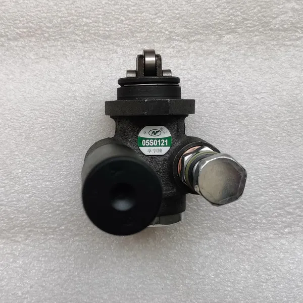 Qingdao Promising Fuel Feed Pump for Wheel Loader Spare Parts photo-3