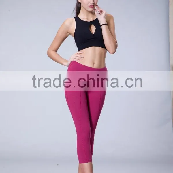 Popular Women's Yoga Capri Pants Made of 87% Nylon and 13% Spandex Girl's Fashion Sports Capri Pant photo-4
