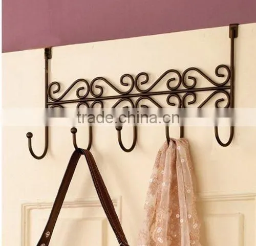 VIVINATURE 5 HOOK CHROME SWIRL OVER THE DOOR DECORATIVE COAT CLOTHES HANGER HOOKS photo-2