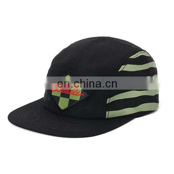 Flat Embroidery 5 Panel Snapback Old Fashion Hat for Men