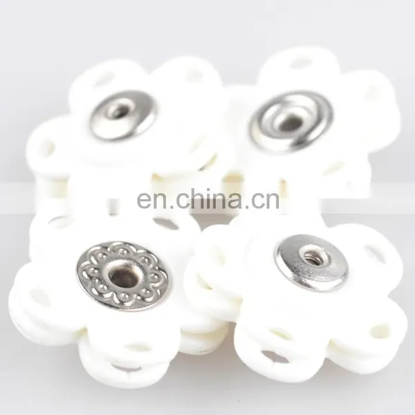 2015 New Fashion Metal Brass Nylon Plastic 20mm Button photo-5