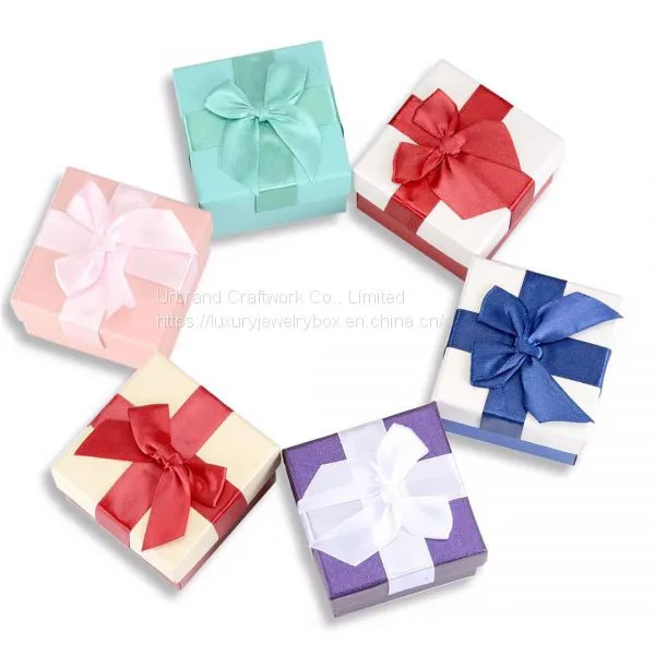 Cheaper Jewelry Gift Box Printed Paper Necklace Box Ring Jewelry Box With a Custom Logo.