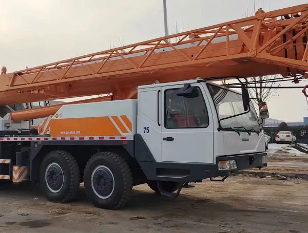 USED 70 Ton ZOOMLION QY70V Truck Crane FOR SALE
