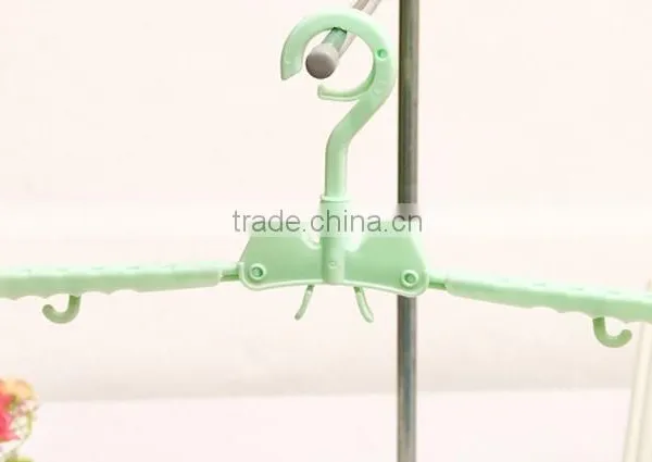 Plastic Foldable Folded Clothes Hangers Assorted Color photo-5