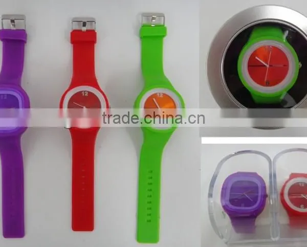 2014 Newest Popular Silicone Sport Watch