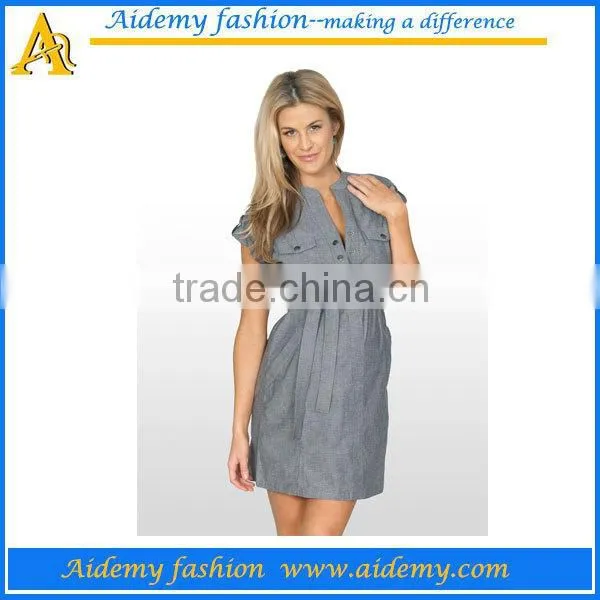 elegant maternity dress