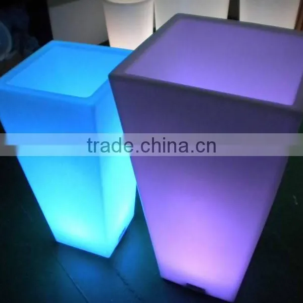 China Factory LED Luminous Plastic Plant Pot Wonderful Tall LED Flowerpot Color Changing LED Flower Pot photo-4