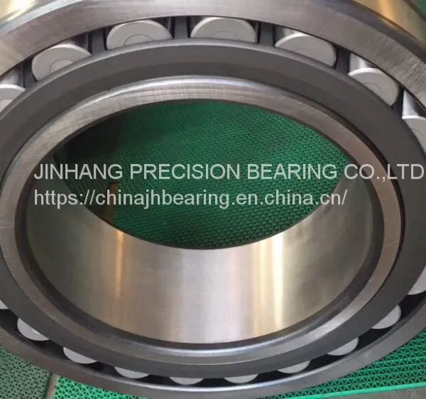 Spherical Roller Bearing 21305CC 25*62*17mm photo-4