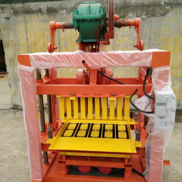 QMR4-45 Mobile Manual Concrete Brick Forming Machine photo-3