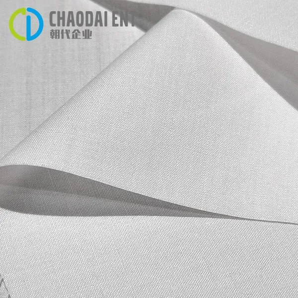 Eco-friendly GRS45S*45S Woven Plain 65%RPET+35%cotton Canvas Fabric for Shirts Uniforms Nurses Uniforms photo-2