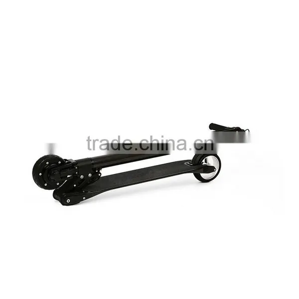 New Fashion Design Light Weight Foldable Electric Scooter 5 Inch Wheel Carbon Fiber Material Portable Mobility Scooter photo-3