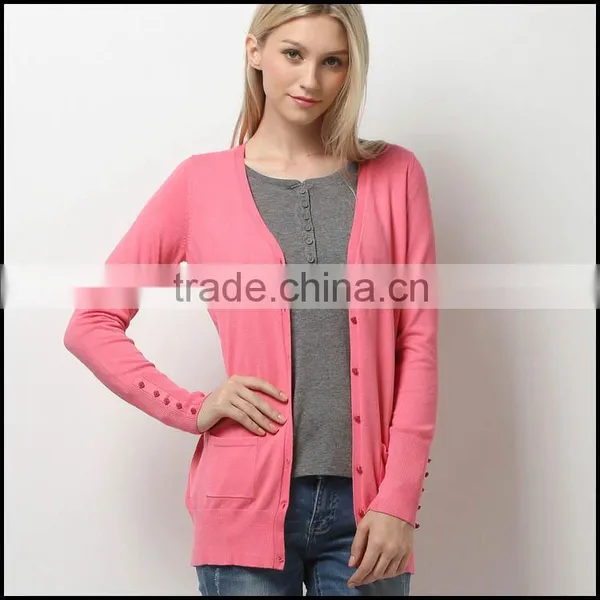 The New Designer Western-style Coats and Red Trench Coat or Overcoat With Low Prices Made in China