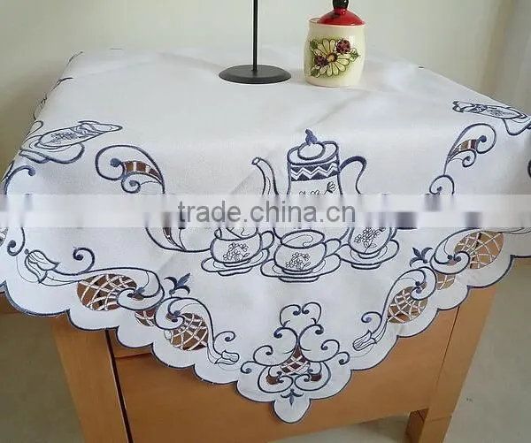 2015 Embroidery Table Cloth Factory, 100% Polyester Table Cloth photo-4