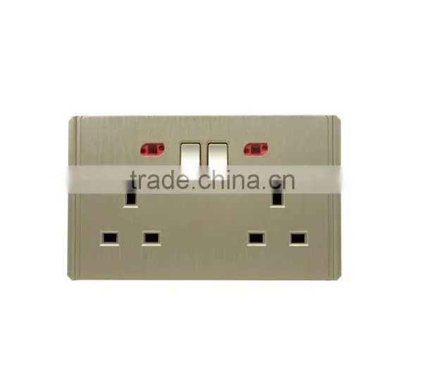 double 13 amp switched twin socket