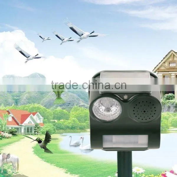X-pest Bell Howell VS-3195s Defender Mega Sonic Electronic Solar Animal Guard Ultrasonic Bird Trap Repeller Chaser for Fly Bat photo-2