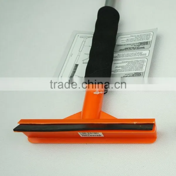 3 in 1 Multifunctional EVA Grip Snow Brush With Rubber Wiper photo-2