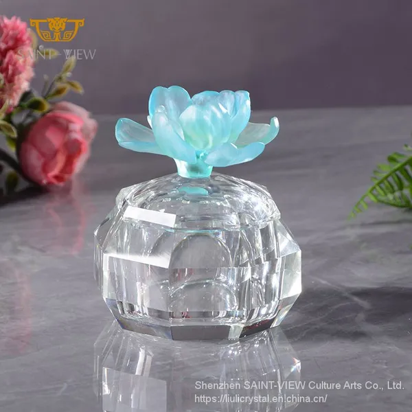 2022 New Creation Instagram Novelty Clear Crystal Glass Sandalwood Container Flower Lid Jewelry Sundries Box photo-3