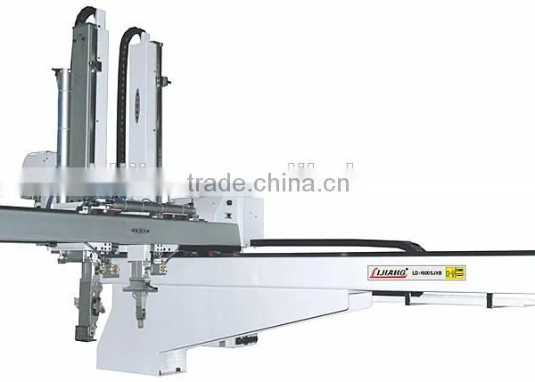 Injection molding robot robotic Arm for plastic molding machine Labeling machine