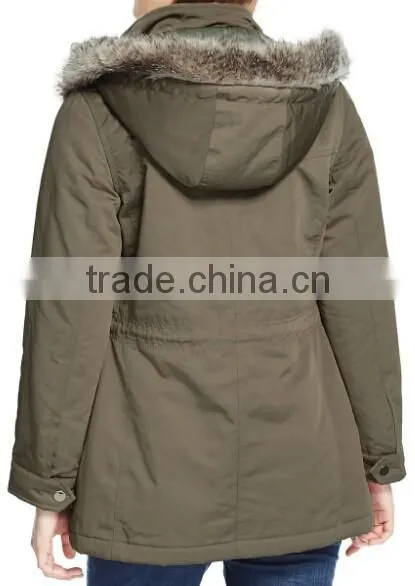 100% Polyester Slim Fit Hooded Womens Padded Jacket With Faux Fur photo-3