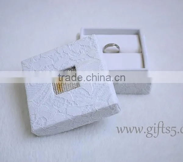 Custom Elegant Proposal Jewelry Ring Gift Box Wedding Ring Box With Beaded Name Plate of F photo-2