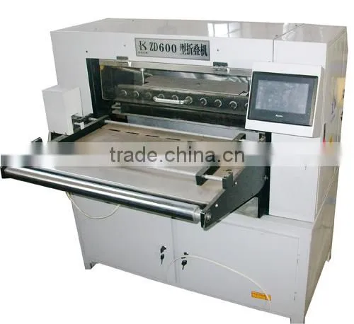 Knife pleating machine for air filter