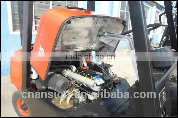 2 Ton Lonking Forklift With 1210 mm Fork and Diesel Engine photo-3