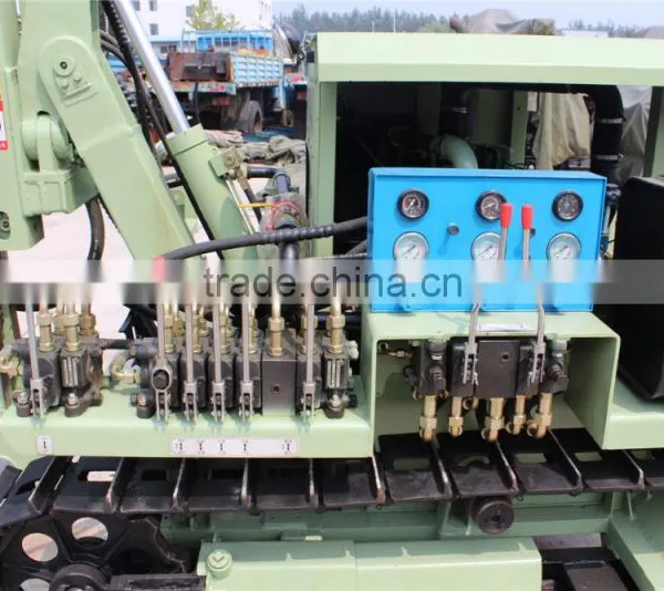 High Air Pressure Crawler Hydraulic Drilling Rig D100YA2-2 For Depth 30 Meters photo-2