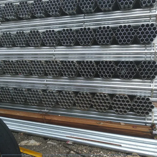 Galvanized Round Tube Galvanized Square Tube Galvanized Seamless Steel Tube photo-3
