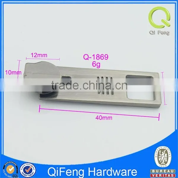 Q-1869 Guangzhou Zipper Custom Metal Simple Design Backpack Part photo-3