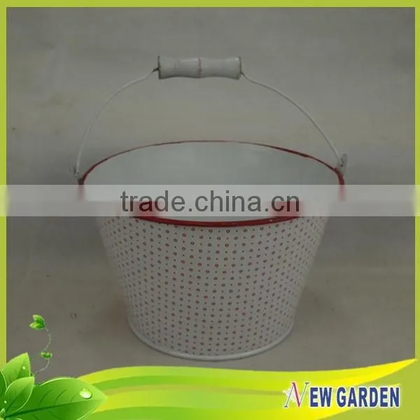 Waterproof Practical High Level White Indoor Hanging Plant Pots photo-6